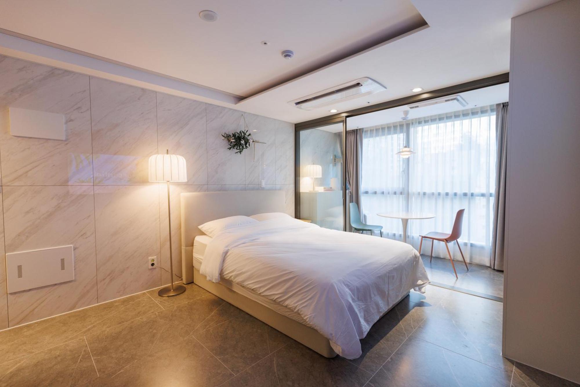 Apartment Wecostay Gangnam *